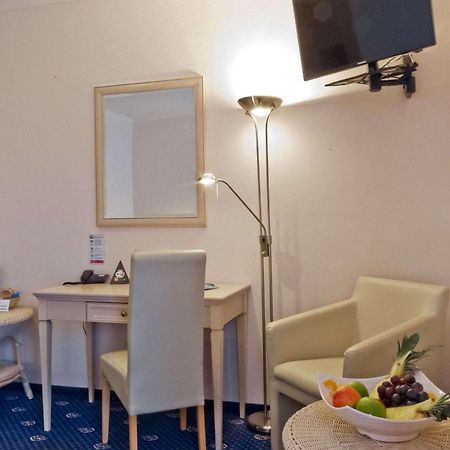 Arthotel Ana Petite Gersthofen Exteriör bild