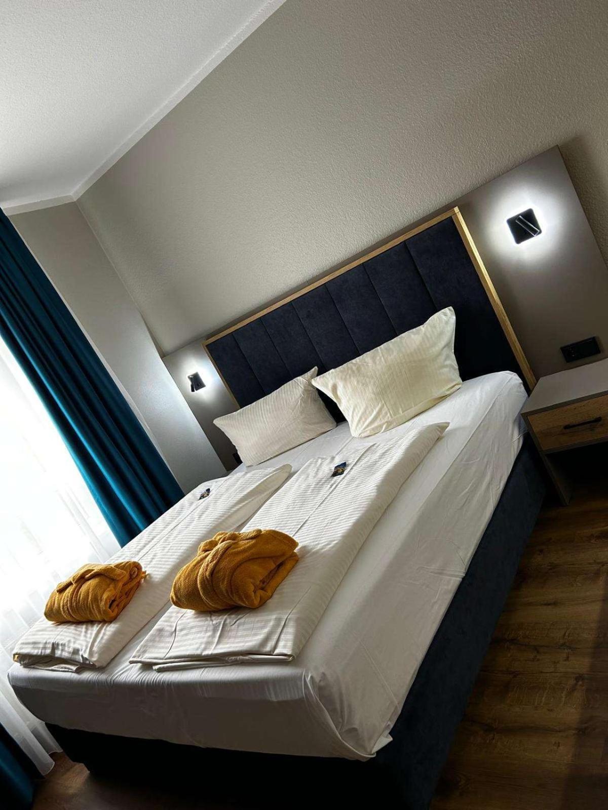 Arthotel Ana Petite Gersthofen Exteriör bild
