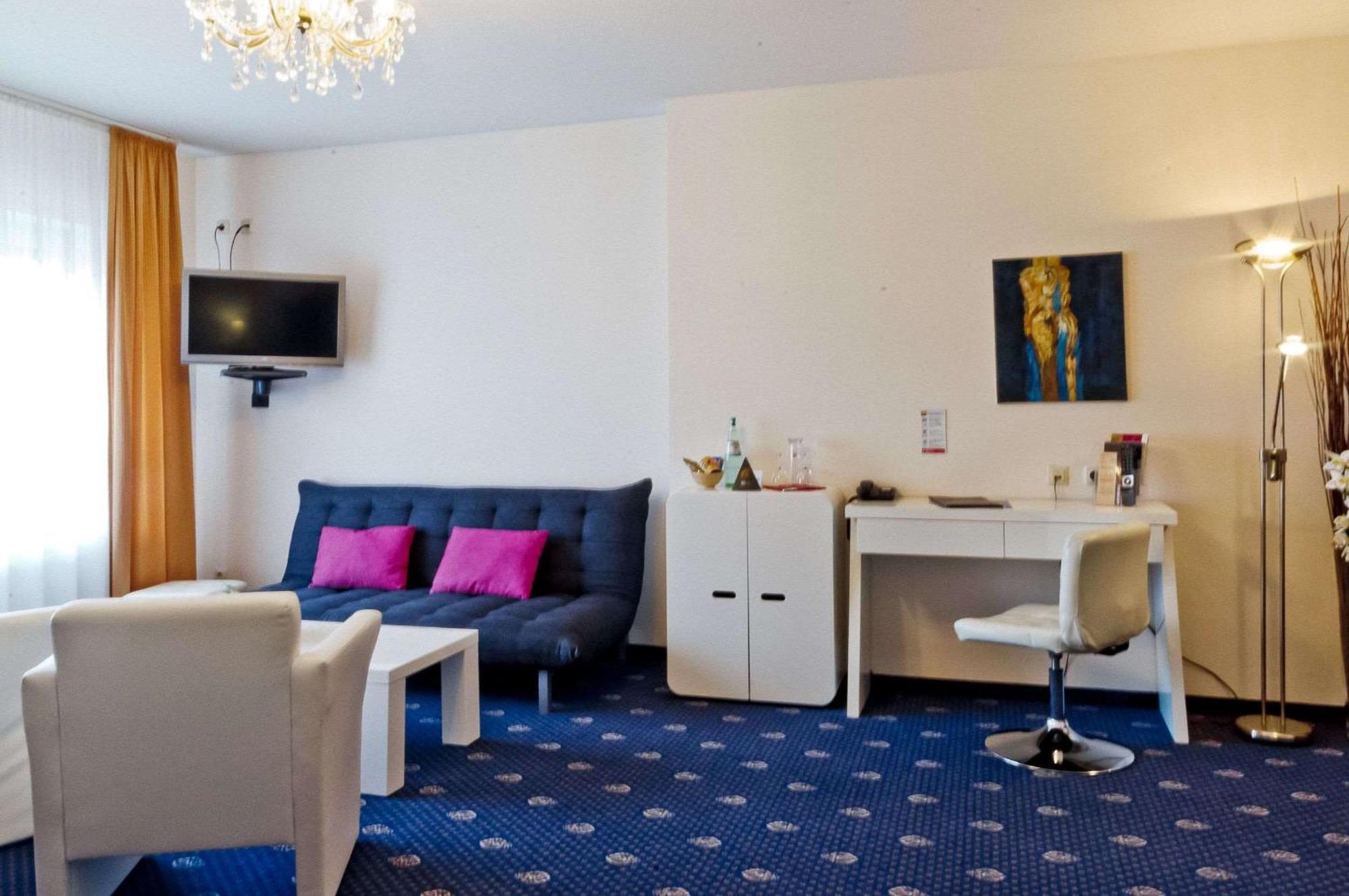 Arthotel Ana Petite Gersthofen Exteriör bild